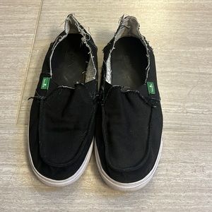 Sanuk womens slide ons. Like new.